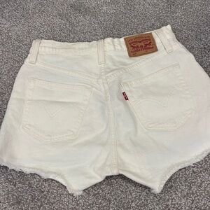 Levis 501 white denim shorts